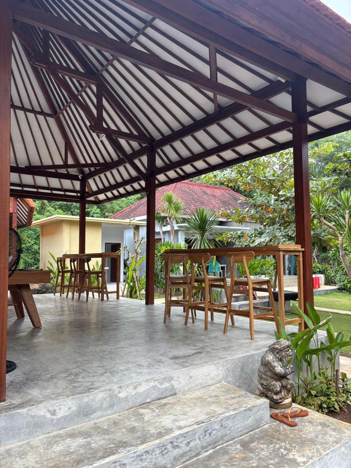 Castaway Island Hostel 누사 렘봉안 외부 사진